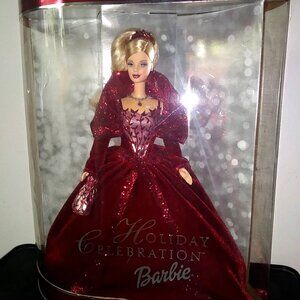 Valentines Gift 4 Some Lucky Gal / Holiday Celebration Barbie 2002